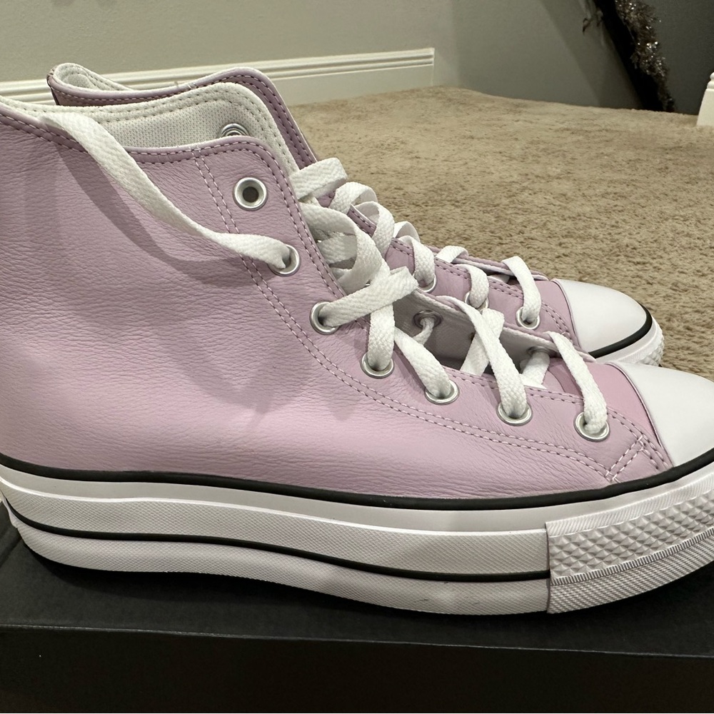 Converse Purple and White High-Top Sneakers Canvas Classic - Picture 3 of 8
